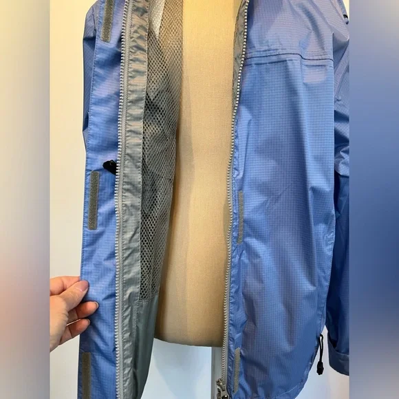 Against the Elements waterproof rain jacket with hood, Size M (10-12). NWOT - Picture 2 of 15